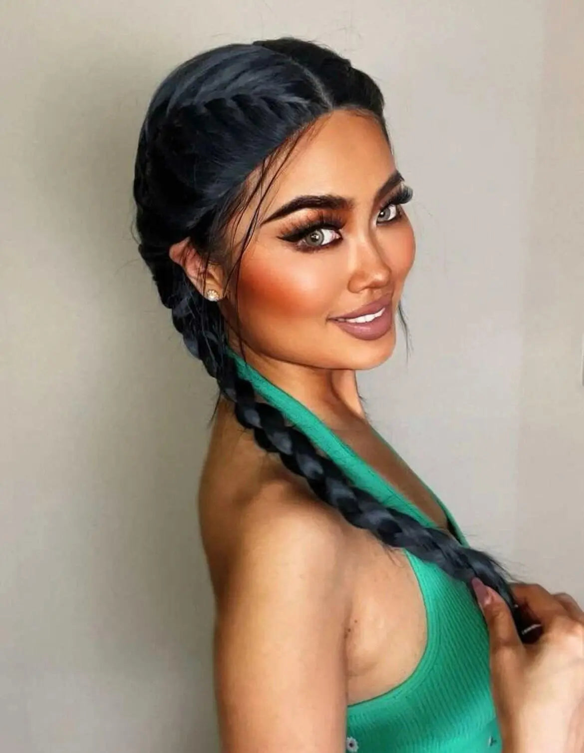 Natural Wavy Black Lace Front Wig | Side parting | Hear Resistant - Labelle Boutique Hair
